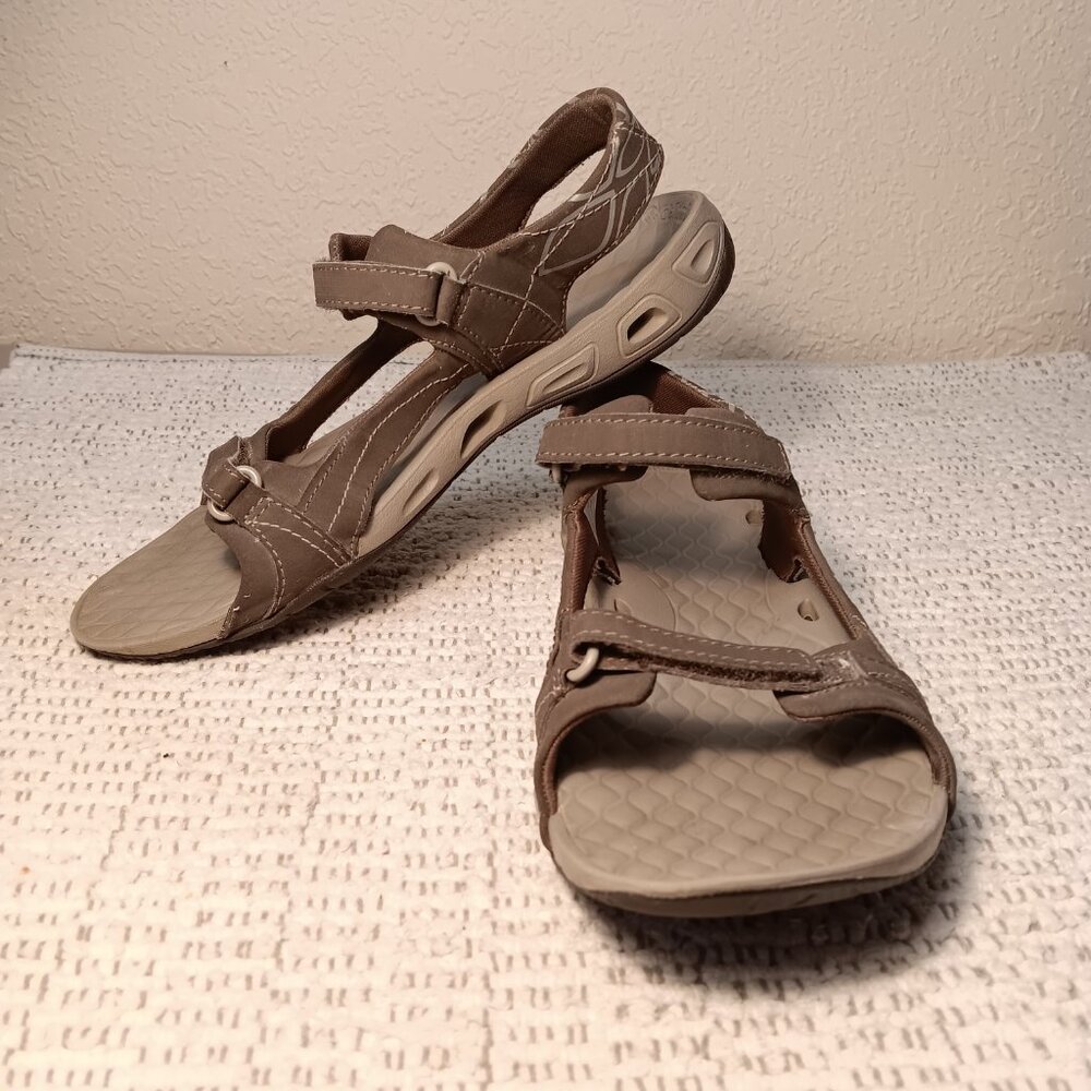 Columbia women's 'Sunlight Vent II' Canvas Sport Adjustable Sandals sz 7